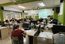 Aprobadas 305 plazas de maestro en Aragón: estas son las vacantes por especialidades y la fecha del examen
