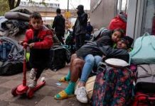 «No podemos regresar a Venezuela, no nos queda nada»: el drama de 600.000 inmigrantes obligados a irse de EEUU