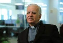 Jesús Higueras: «Cada vez hay más bautizos y conversiones de chavales de 18 a 30 años»