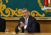 El Rey rinde homenaje a su profesor asesinado por ETA mientras el Gobierno blanquea a los terroristas