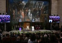 El histórico regreso del Papa a la universidad romana que vetó a Ratzinger pero sí acogió a Muamar el Gadafi