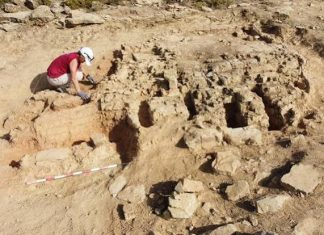 El hallazgo de un horno cerámico romano en Los Bañales abre posibilidades a la investigación sobre la economía urbana romana en Aragón