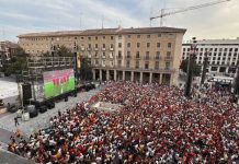 Una Plaza del Pilar de Mundial: así explotó Zaragoza con el pase de España a la final