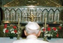 El largo viaje de los restos del apóstol Santiago hasta su tumba en Compostela