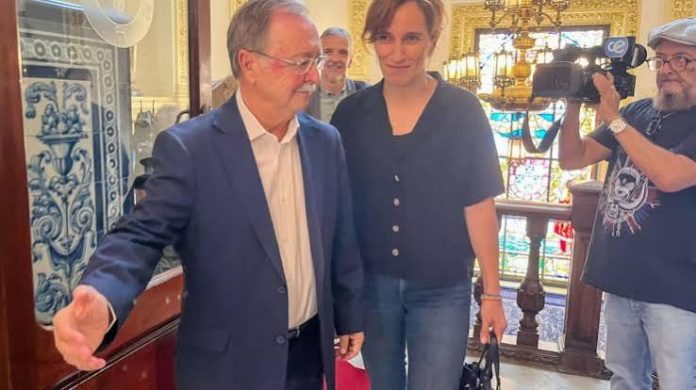 Mónica