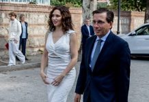 Almeida agradece a Ayuso que no se haya ido durante los incendios: «Otros no lo han hecho»