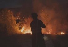 Directo | El incendio que cerca la Peña Oroel sigue descontrolado y se confía en la lluvia para mejorar la situación