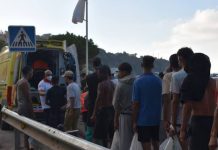 Los sanitarios de Ceuta elevan el pulso contra Sanidad tras el colapso provocado por la crisis migratoria