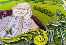 Más de 20.000 arbustos, flores y toneladas de piedras: así es el retrato más grande del mundo de Juan Pablo II